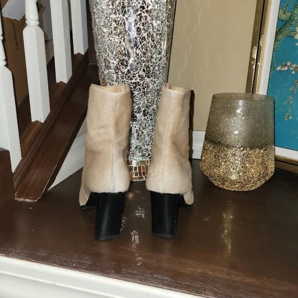 Bergdorf Goodman Genuine Cow Hide Ankle Boots 9.5 - Picture 2 of 6